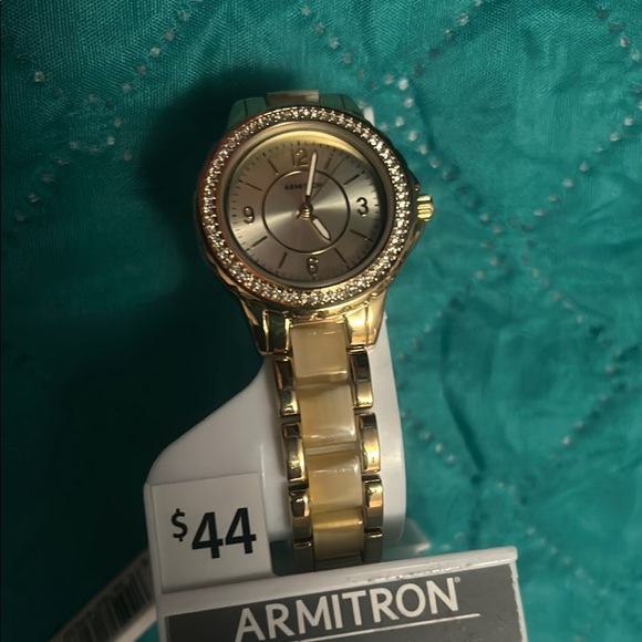 Armitron Gold Watch Accessories - Picture 5 of 8